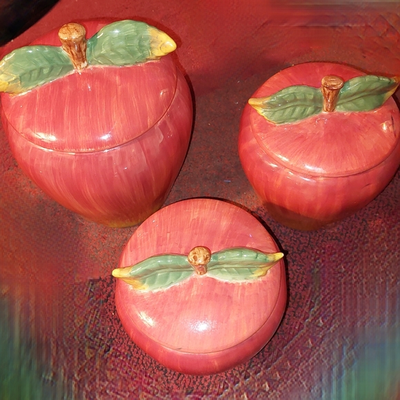 SAKURA ~ SONOMA ~ APPLE COOKIE JAR ~with 3 canisters - Picture 1 of 4